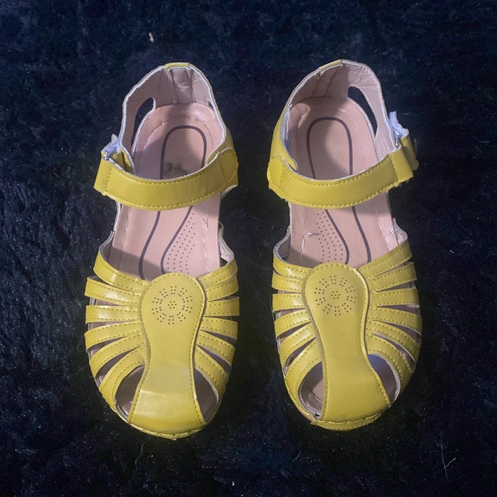 Orthopedic Hollow Out Wedge Sandals Women size 7.5